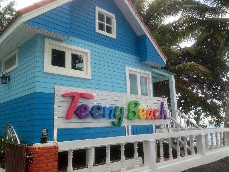 Teeny Beach Сичон Екстериор снимка